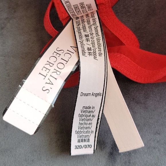Victoria's secret bra 32D. Lipstick red. Christmas, Santa Baby! Halter n… - Picture 6 of 9